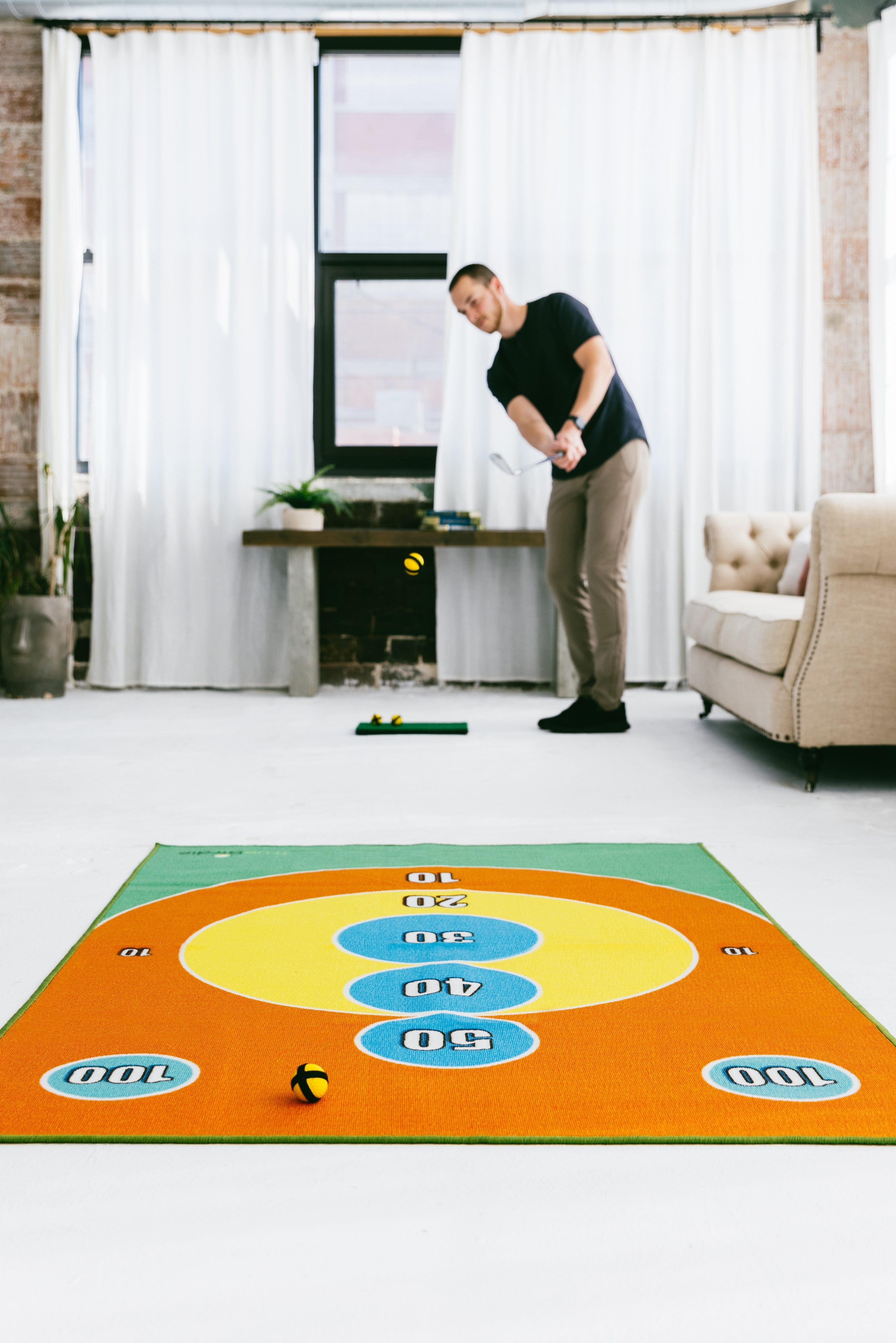 Chip Battle - Golf Chipping Target Game